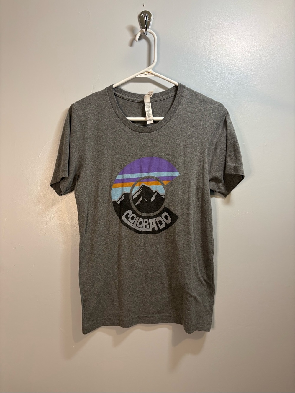 Colorado Women Tee Gray Graphic T-Shirt Soft Casual Bella & Canvas Granola Girl